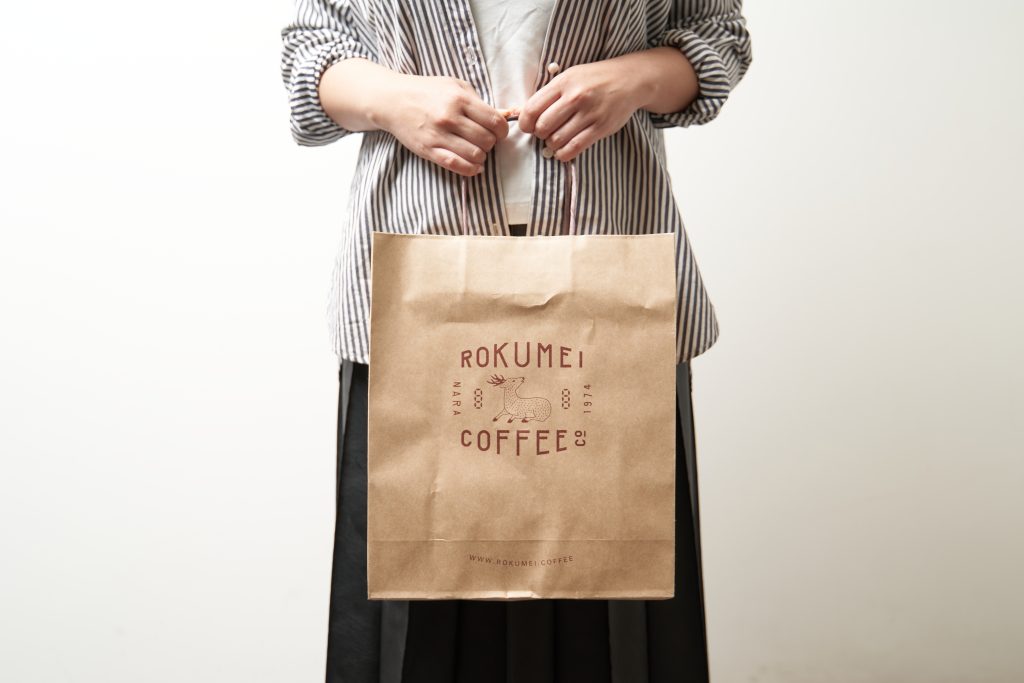コーヒーギフトのお渡しにも人気のショップバッグ